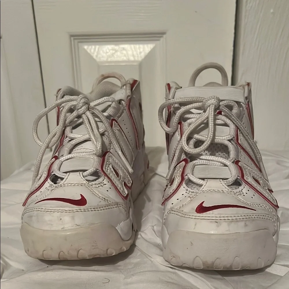 Nike Kids Air Uptempo White Red Shoes - Picture 2 of 4